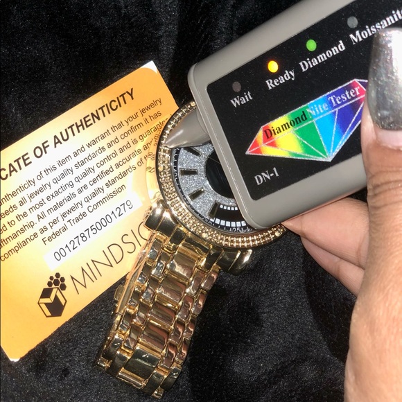 Real Diamond mens watch Not CZ! Best gift limited - Picture 3 of 14